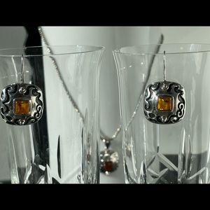 Silpada Retired Amber & Sterling Silver Etched Square Earrings